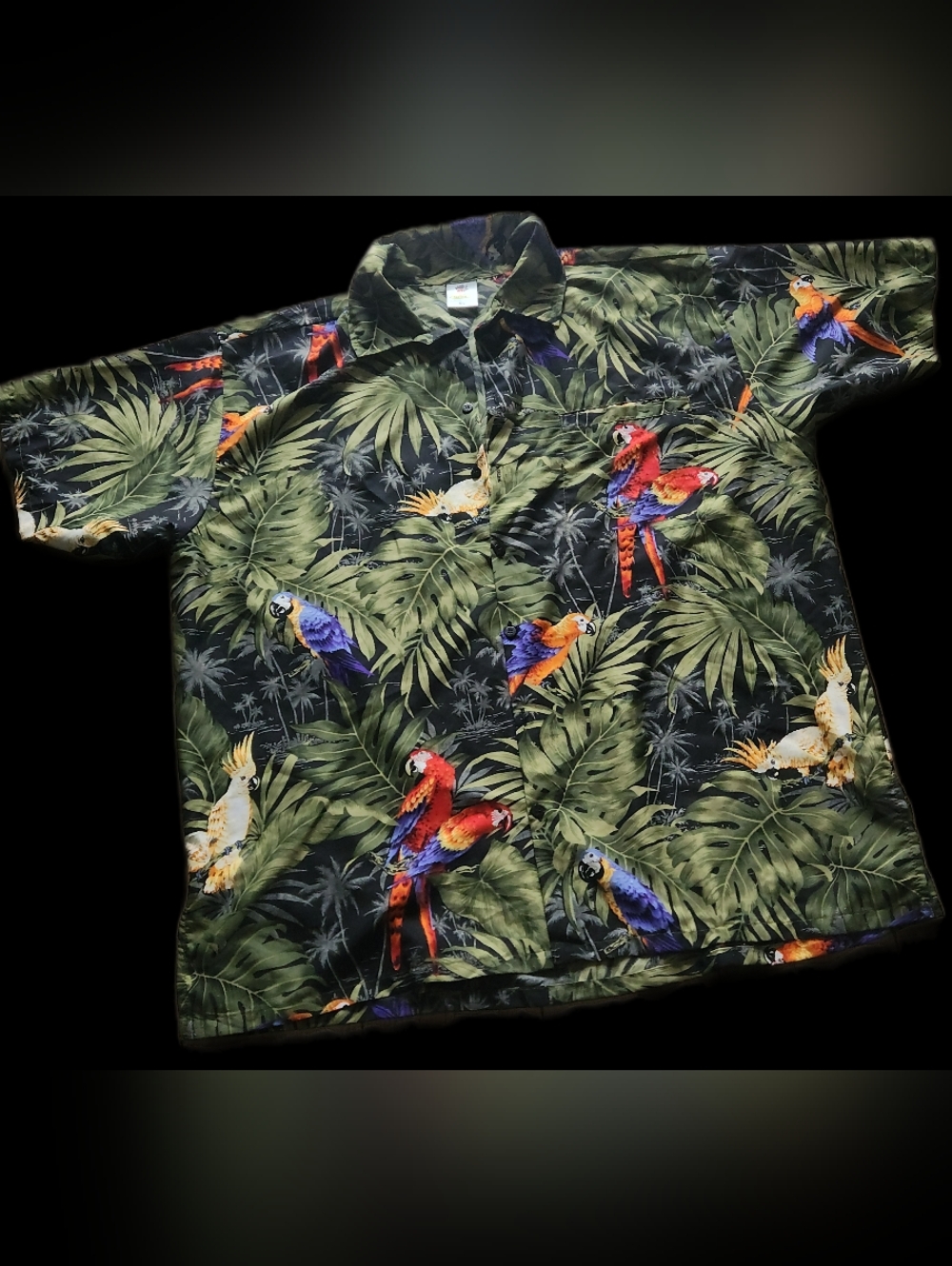 #MC16 Tropical Parrot Hawaiian Button-Up Shirt - Green & Black